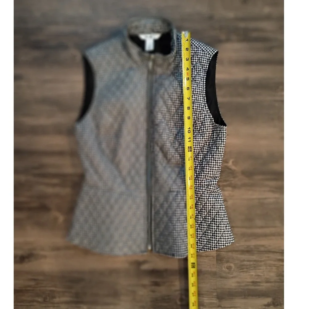 White House Black Market WHBM Houndstooth Quilted Peplum Vest Black‎ White XS